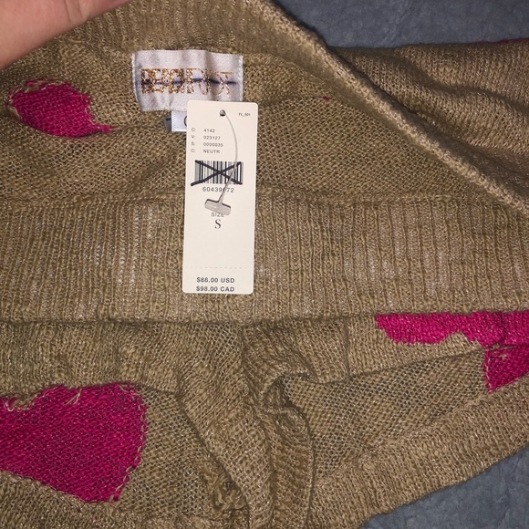 Beach Riot Heart Knit Shorts - Picture 3 of 4